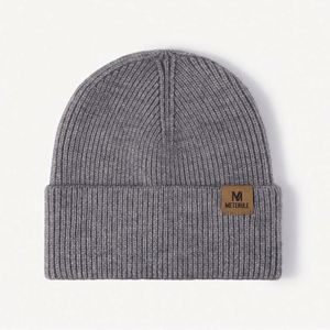 Gorros de Punto al por Mayor para Otoño e Invierno, Gorros Personalizados de Pelo Sintético de Conejo para Hombre y Mujer - Product Image 1