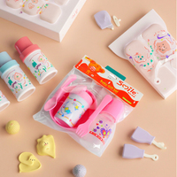Ensemble de soins pour bébé 5 pièces en PP sans BPA, vente en gros OEM ODM, biberon à débit variable 150 ml, motif imprimé, tasse à jus, cuillère, fourchette, bol