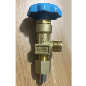 Vanne de régulation manuelle pour bouteille d'oxygène QF 2C, sortie G5/8, entrée 1/2 - Product Image 2
