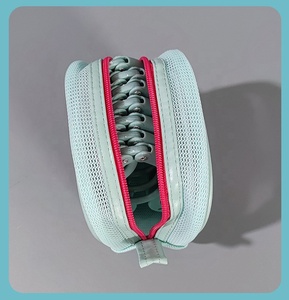 Cintres pliables de voyage en plastique avec sac de rangement, séchoir portable peu encombrant – Offre spéciale - Product Image 6