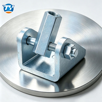 UTT1002 Fixation anti-tremblement et anti-sismique à conception pivotante en acier au carbone électrogalvanisé pour tige filetée complète de 1/4"-1"