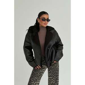 เสื้อแจ็คเก็ตแต่งขนสีดำพร้อมลายพิมพ์ ซิปปิด และตกแต่งด้วยขนนกแบบทอ - Product Image 3