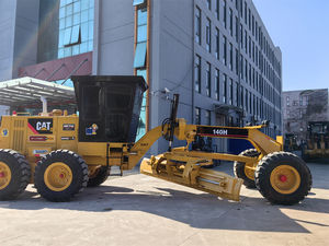 Motoniveladora de Ruedas Usada Caterpillar CAT 140h Japonesa con Motor y Bomba en Excelentes Condiciones - Product Image 2