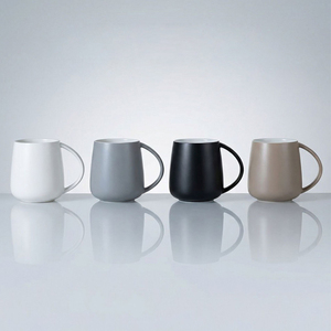 Taza de Café de Porcelana Nórdica Barata al por Mayor de 13oz con Acabado Mate, Diseño de Vientre Grande, Logotipo Personalizado, Cerámica Esmaltada con Asa para Regalos Empresariales - Product Image 1