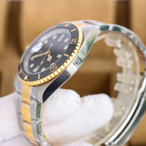 Montre mécanique pour homme haut de gamme, surface miroir saphir, effet lumineux bleu glacé, boîtier en acier inoxydable 316L - Product Image 3