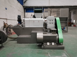 Filmpersdroogmachine, plasticpers en -granuleermachine, plasticontwateringspers - Product Image 6