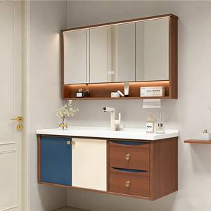 Mueble de Baño <span class=keywords><strong>Bauhaus</strong></span> con Bloques de Color, Gabinete de Baño de Madera con Espejo de Pared Incluido, Accesorios para Baño de Apartamento - Product Image 1