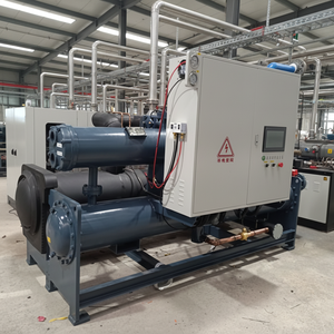 เครื่องทำความเย็นแบบสกรูอุตสาหกรรม (แบบแช่<span class=keywords><strong>น้ำ</strong></span>) ป้องกันการกัดกร่อน ใช้สารทำความเย็น R410a พร้อมปั๊ม สำหรับโรงงานเคมีในตะวันออกกลาง - Product Image 1