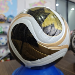 ลูกฟุตบอลคุณภาพสูง ขนาด 4/5 เย็บด้วย PU สำหรับฝึกซ้อมเยาวชนและผู้ใหญ่ - Product Image 6