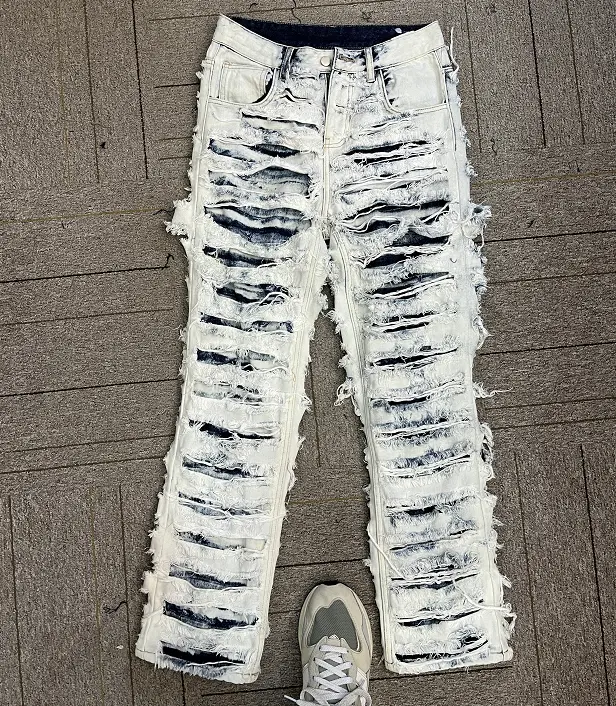 Custom Design Streetstyle Vintage Stacked Fit Stylish Skinny Fit Flared Ripped Jeans Men Distressed Denim Jeans