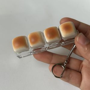 Tùy Chỉnh Phim Hoạt Hình Bàn Phím Keychain Dễ Thương Bánh Mì <span class=keywords><strong>Keycap</strong></span> Mini Cho <span class=keywords><strong>Pop</strong></span> Đồ Chơi Cho Căng Thẳng Cứu Trợ Bàn Phím Cơ Khí Nút Keyring Mặt Dây Chuyền - Product Image 2