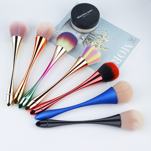 Mini Brocha de Maquillaje para Cintura, Redonda, de Pelo Sintético, Mango Metálico, para Colorete y Maquillaje Facial - Product Image 4