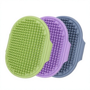 Brosse de toilettage pour animaux de compagnie en caoutchouc écologique, vente en gros d'usine, faible MOQ, brosse de lavage pour poils de chat, salle de bain - Product Image 1