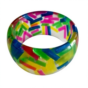 Ensemble de bracelets en résine acrylique colorée avec motifs à pois et rayures, bijoux de mode unisexe, bracelets mignons et élégants pour femme - Product Image 2