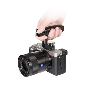 อุลันซี <span class=keywords><strong>UURIG</strong></span> R071 อุปกรณ์เสริมกล้อง SLR แบบพกพาขนาดเล็ก ทำจากโลหะ พร้อมที่จับด้านบน รองรับขาตั้งแบบ Hot Shoe และ Cold Shoe อุปกรณ์เสริมสำหรับการถ่ายภาพ - Product Image 2