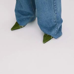 กางเกงยีนส์ขาบานสีน้ำเงินขายดีสำหรับผู้หญิง สไตล์สบายๆ เอวกลาง ระบายอากาศได้ดี ทรงหลวม - Product Image 6