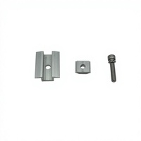 Supports de montage de panneaux solaires en aluminium, pince intermédiaire pour le montage de modules solaires