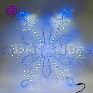 Luces Decorativas para Exteriores, Decoración Navideña y de Pascua para la Calle, Luces LED Impermeables con Motivo de Copo de Nieve - Product Image 3