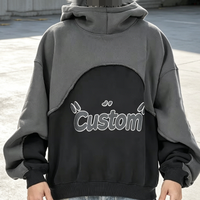 Sweat à capuche zippé personnalisé avec logo imprimé DTG, style streetwear vintage, patchwork, effet délavé, grammage lourd