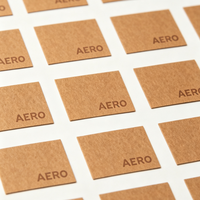 Étiquettes personnalisées en papier kraft écologiques thermosoudées pour jeans, vêtements, accessoires de confection à coudre, vente en gros, OEM, faible MOQ
