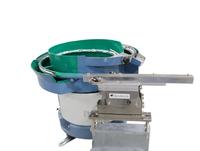 Alimentateur vibrant à haute fiabilité avec fonction de tri pour composants métalliques - Assistance 24h/24