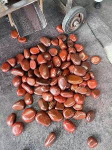 Pierre de <span class=keywords><strong>gravier</strong></span> de galet de pierre rouge polie par haute usine directe avec la pierre de rivière de bon prix - Product Image 4