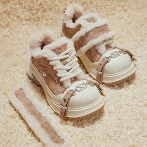 Botas de nieve ABCICEY con suela gruesa y tacón medio, zapatos de invierno con forro de piel cálida, con hebilla, banda elástica, color sólido granate - Product Image 2