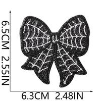 En gros, assortiment de patchs brodés et appliques thermocollantes d'Halloween sur le thème de la fantôme, du nœud, de la tête de mort et de la crème glacée pour vêtements, chapeaux, sacs et projets DIY de fêtes