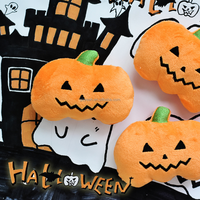 Jouets en peluche couineurs pour chien sur le thème d'Halloween : chauve-souris, citrouille, fantôme mignons