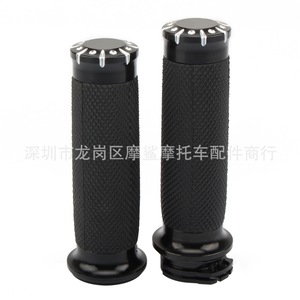 Puños para manillar de motocicleta Moshark, goma negra de 25 mm con tapas de extremo plateadas para modelos Harley Davidson - Product Image 2