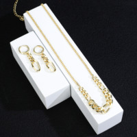 CM Jewelry Factory Vente en gros de bijoux en laiton plaqué or 14K, style Hip Hop, ensemble 3 pièces (boucles d'oreilles et bracelet à maillons épais) pour femmes et filles
