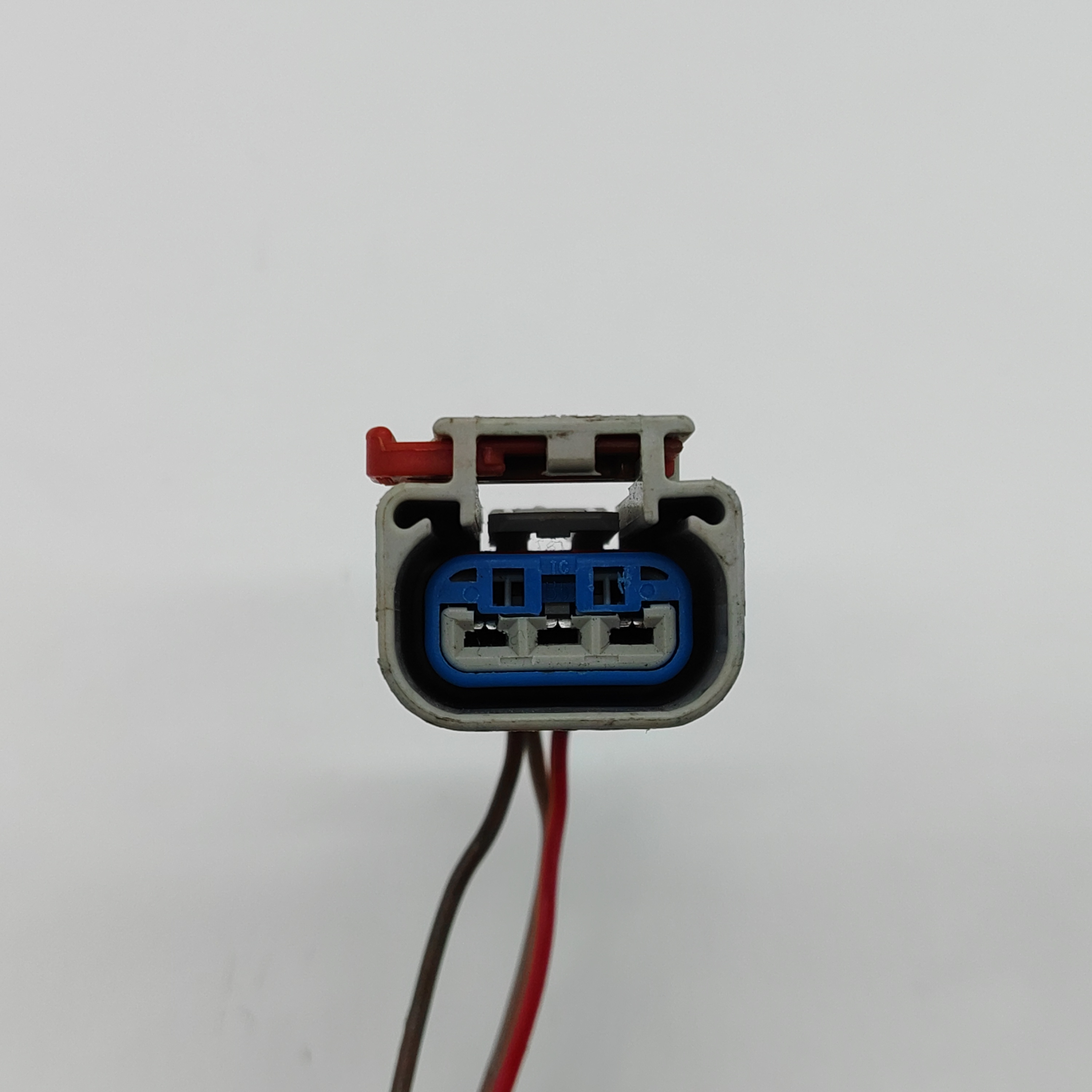 Automotive Waterproof Wire Harness Connector for Car Connector Plug 3-Pin Female 54200410
