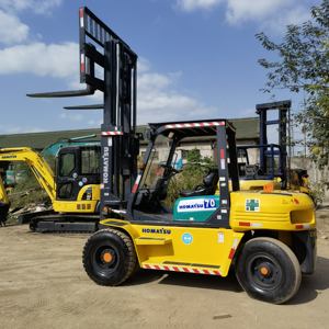 Montacargas Komatsu FD 70-8 Usado, Diésel, 2012, Certificado CE, en Venta en Shanghái - Product Image 2