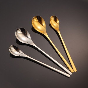 Cuchara de acero inoxidable 304 con mango largo, plateada y dorada, pulida a espejo, para mezclar café y té. - Product Image 4