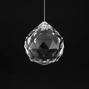 Honra do vidro grande cristal diamante cor facetada pendurado prisma polido bola lindamente decoração