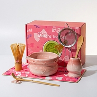 Ensemble Matcha avec bol en céramique à bec verseur et fouet à Matcha en bambou, ensemble Matcha rose en option pour la cérémonie traditionnelle du thé