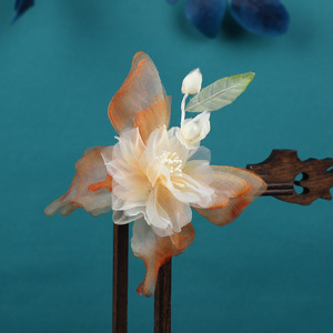 Accesorio para el Cabello Estilo Chino Antiguo 2024, Diseño Original, Hecho a Mano, Flor Perforada con Degradado Naranja y Mariposa - Product Image 2