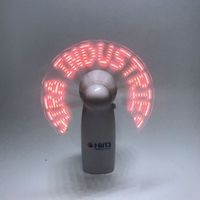 Vendita calda LOGO personalizzato fai da te programmabile multicolor mini portatile LED fan di messaggio per feste regali