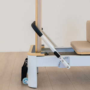 Lit de <span class=keywords><strong>Pilates</strong></span> en aluminium commercial avec système de chariot lisse pour les cours de <span class=keywords><strong>Pilates</strong></span> en salle de sport et en studio - Product Image 3