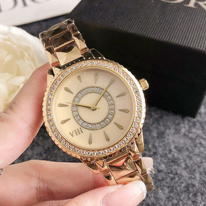 Elegante Reloj de Cuarzo de Acero Inoxidable para Mujer, Esfera Redonda, Números Romanos, Bisel con Diamantes, Reloj Analógico de 36 mm, Cierre de Mariposa - Product Image 2