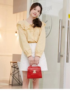 Bolso de Mano Simple, Edición Coreana, Retro, de Moda, Pequeño, de Cuero, Bonito, de Alta Calidad, para Mujer, con Patrón de Cocodrilo - Product Image 4