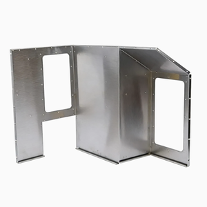 Pièce de fabrication sur mesure en tôle estampée pour boîtier de serrure de porte de contrôle d'accès - Product Image 6