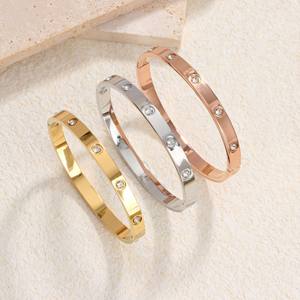 Бижутерия из нержавеющей стали, 18 карат - Product Image 1