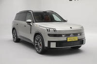 Lynk&Co 900 Hybride Rechargeable 2025, Grand SUV de Luxe, 5 Portes, 6 Places, Batterie au Lithium Ternaire, Vitesse Maximale de 200 km/h, Fabriqué en Chine