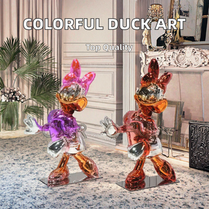 Estatua de Resina de Pato <span class=keywords><strong>Donald</strong></span> en Cromo Rosa, Azul y Negro para Escultura Artística, Modelo <span class=keywords><strong>Daisy</strong></span> con Galvanoplastia Brillante, Pintado a Mano - Product Image 2