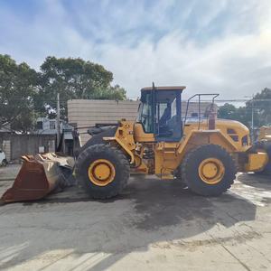 Chargeur frontal Volvo L120 d'occasion populaire, 6 tonnes, avec moteur et pompe à moteur, en vente - Product Image 4