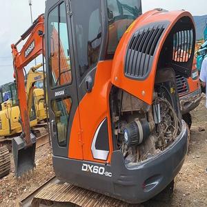 Excavateur Doosan DX60 d'occasion 6 tonnes Doosan DX 60 pelle hydraulique sur chenilles mini-matériel de construction d'occasion à vendre - Product Image 6