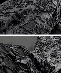 Tissu jersey texturé 3D en maille extensible noir irrégulier, effet vieilli et déchiré, pour robe de créateur avant-gardiste - Product Image 3