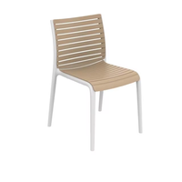 Chaise de salle à manger en plastique confortable au design moderne, vente en gros de meubles de cuisine pour restaurant, café, salon
