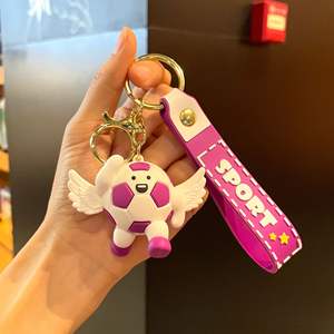 Llavero de Muñeco de Fútbol de Plástico con Diseño de Dibujos Animados para Regalos Promocionales y Recuerdos - Product Image 1